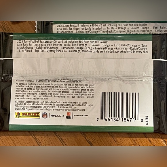 10 Sealed Foil Packs SCORE Panini NFL Trading Cards ~Orange Post~ Sealed 2025 - Picture 3 of 3